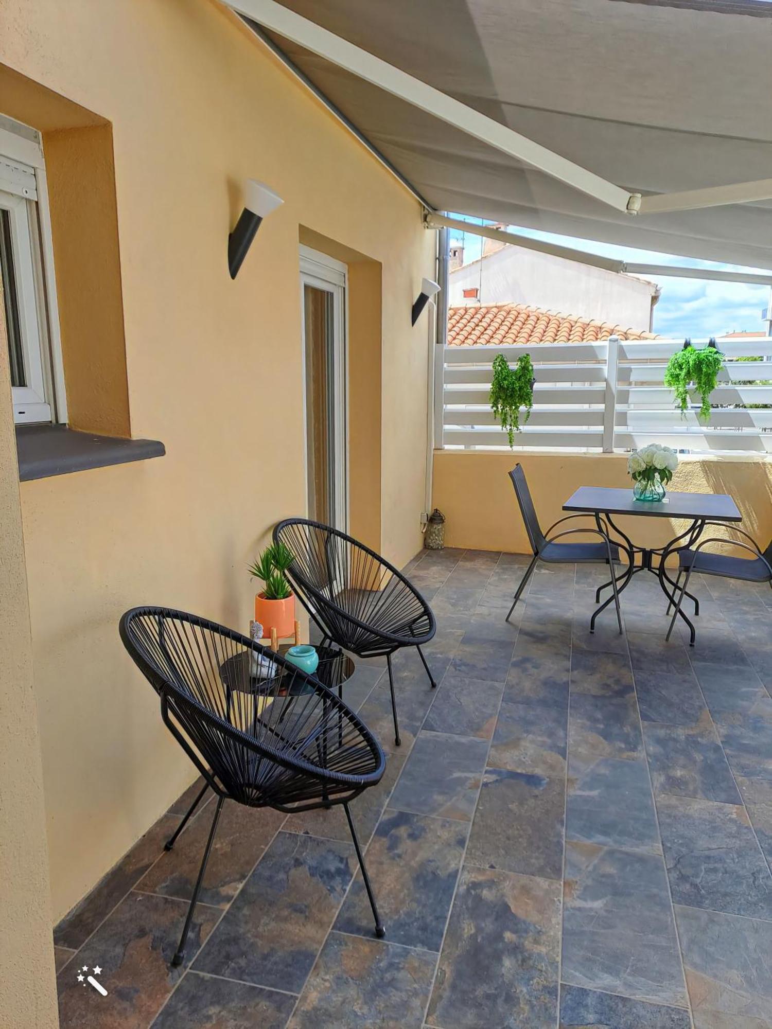L"Indochine Apartment Perpignan Room photo